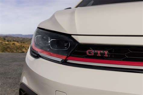 Volkswagen Fête Les 25 Ans De La Polo Gti Avec La Polo Gti Edition 25 Motorlegend