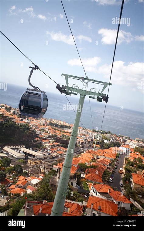 Cable Car Over Funchal Madeira Hi Res Stock Photography And Images Alamy