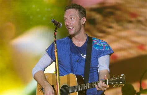 Coldplay in talks to headline Glastonbury 2024