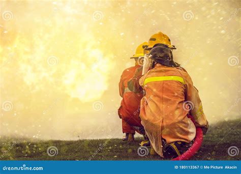 Team Fireman Training Fighting Fire Stock Image Image Of Equipment