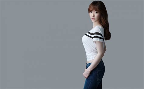 Wallpaper X Px Beautiful Beauty Brunette Cute Eyes Face Figure Girl Hair