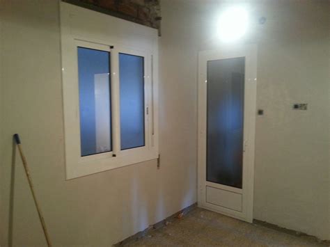 Puerta Y Ventana De Aluminio En Lacado Blanco Ponsico Barcelona