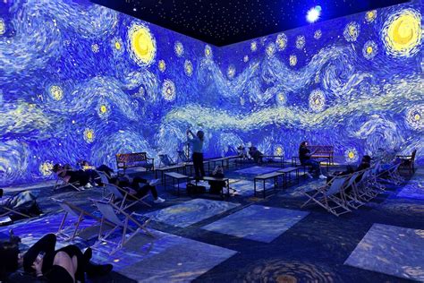 Vidéo Une grande exposition immersive consacrée à Van Gogh a ouvert