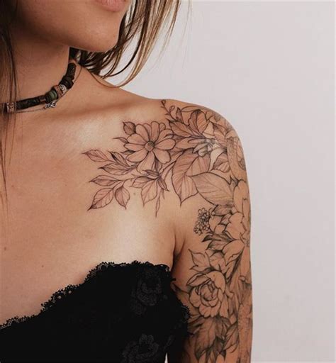 50 Gorgeous And Exclusive Shoulder Floral Tattoo Designs You Dream To