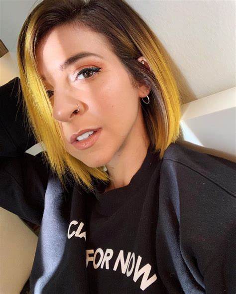 Pin By Robert On Gabbie Yellow Hair Hair New Hair