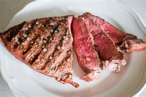 Tender Local Farm Fresh Sirloin Steaks For Sale Now Thomas Cattle Company