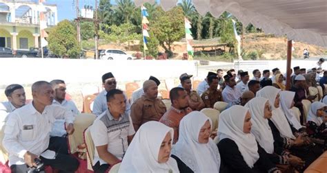 Plt Kakanwil Kemenag Provinsi Aceh Resmikan Gedung Balai Nikah Dan