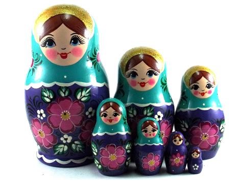 Nesting Dolls 7 Pcs Russian Matryoshka Babushka Stacking Wooden Toy