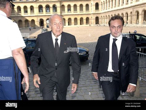 El Ex Presidente Franc S Valery Giscard D Estaing C Es Recibido Por