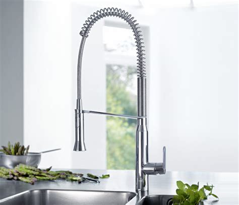 GROHE Kitchen Faucets Combine Professional Functionality With Design ...