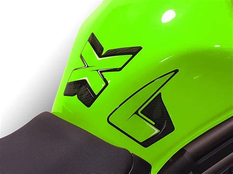 Protector Adhesivo Uniracing Para Dep Sito Kawasaki Er N