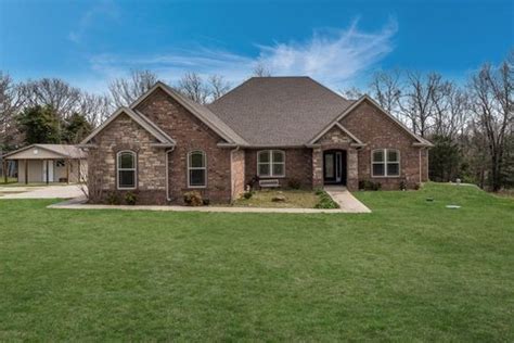 Elkins, AR Real Estate - Elkins Homes for Sale - realtor.com®