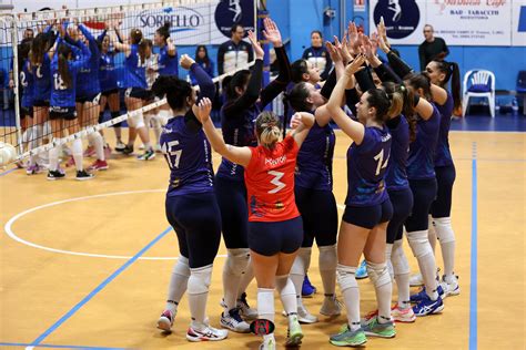 Serie B2 Femminile Volley Reghion Pronta Per La Difficile Trasferta Di