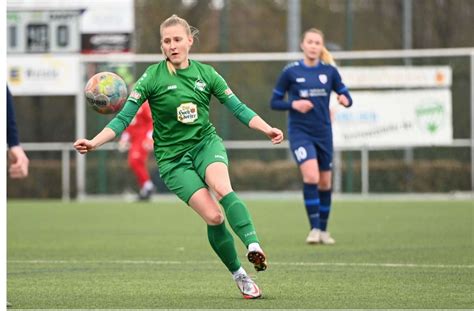 Fu Ball Frauen Vfl Herrenberg Feiert Das N Chste Sch Tzenfest