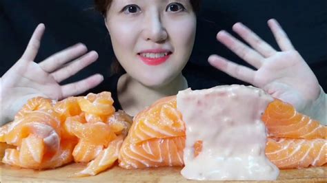 Asmr Mukbang 타르타르 소스 듬뿍 연어국수 연어 덩어리 먹방 Salmon Tartar Sauce Youtube