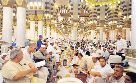 13 575 Jamaah Lakukan Itikaf Di Masjid Nabawi — Mimbar Rakyat