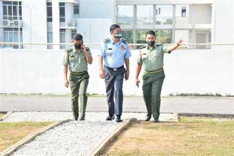 Majlis Perjumpaan Komadan Bersama Warga Maktab Tentera Diraja 12 Apr 21