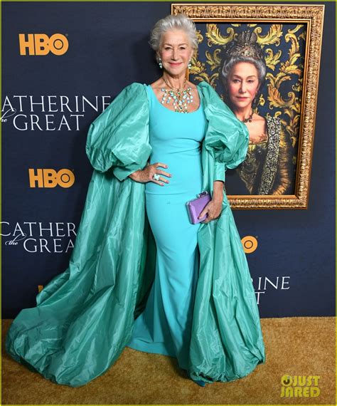 Helen Mirren Wore Makeup Every Day In Lockdown Photo 4588829 Helen