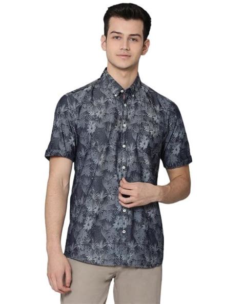 Buy Floral Print Slim Fit Shirt With Patch Pocket Online At Best Prices In India Jiomart