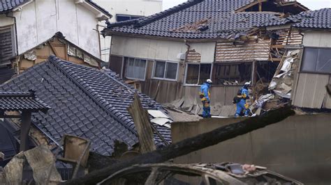 Aumentan a 73 los muertos por el terremoto en Japón