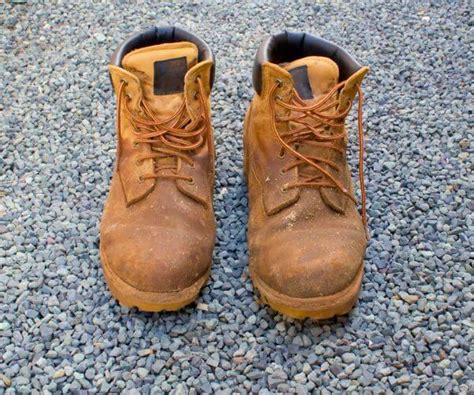 Safety Shoes 8 Ways They Protect You Real Safety