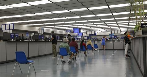 At the newly 'modern' DMV, still a seven-hour wait - Los Angeles Times