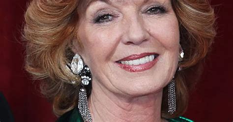 Coronation Street Rula Lenska Set To Become Landlady At Rovers Return