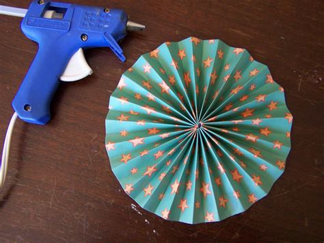 How To Make Paper Fan Circles