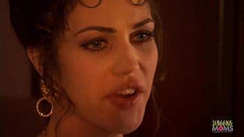 The Milf Looks Phenomenal In Sensual Lingerie And While Riding A Dick In The Lobby XNXX