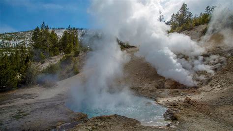 Two Huge Magma Chambers Spied Beneath Yellowstone National Park