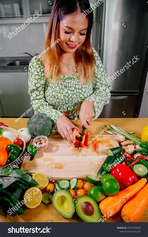 Asian Girl Cooking Healthy Vegetarian Vegan Stock Photo 1941976828 ...