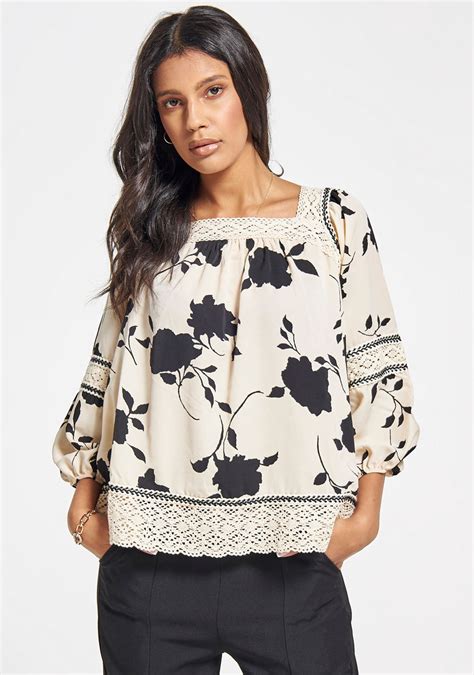 Buy 2xtremz Floral Print Square Neck Top With Lace Detail And 3 4