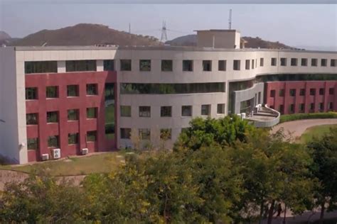 Amity University Jaipur Campus Photos Virtual Tour