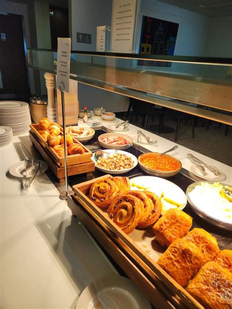 British Airways Galleries First Lounge T London Heathrow Food Review