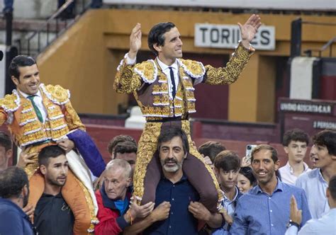 El Cura De La Boda Recomend Al Torero Juan Ortega El Novio A La Fuga