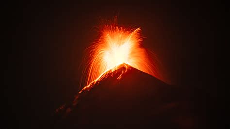 Volcán de Fuego Guatemala: Unveiling the Heart of Fire