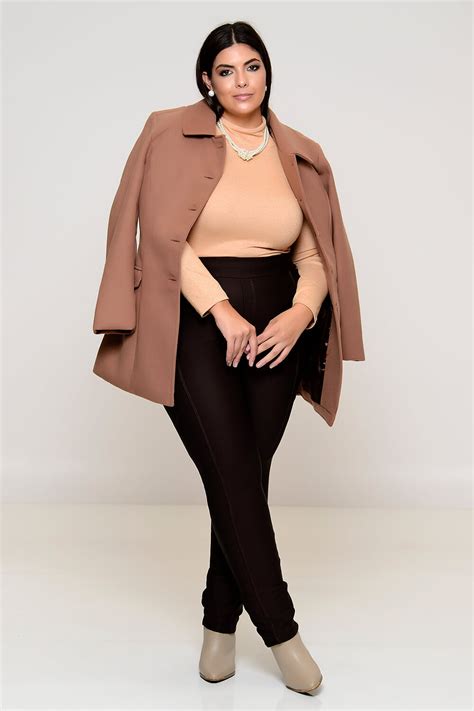 Casaco Plus Size Lã Batida Alongado Vk Moda Plus Size