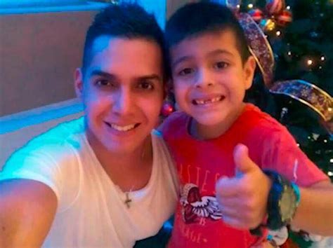 Niño Colombiano Con Cáncer En Estados Unidos Por Fin Se Reencontró Con Su Padre