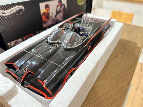 Hot Wheels Elite Batman Und Robin Batmobile Kaufen Auf Ricardo