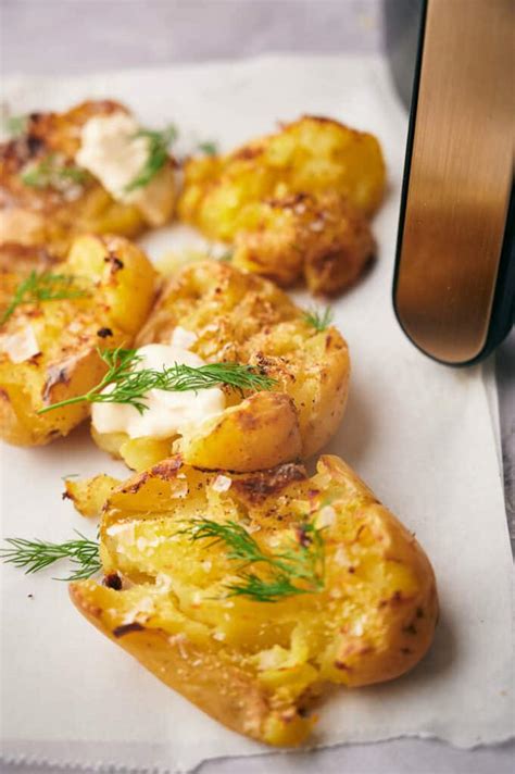 Crispy Air Fryer Smashed Potatoes Easy Recipe