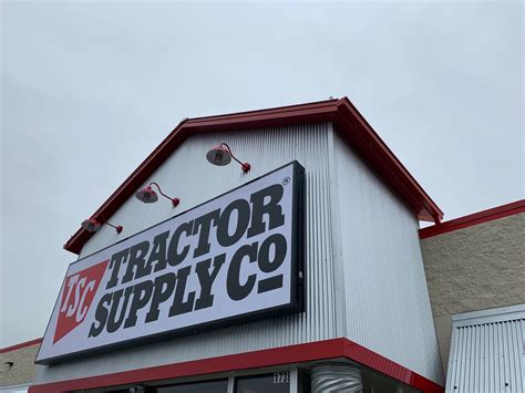 Tractor Supply Company 1738 Mayfield Hwy Benton Ky Retail Shops Mapquest