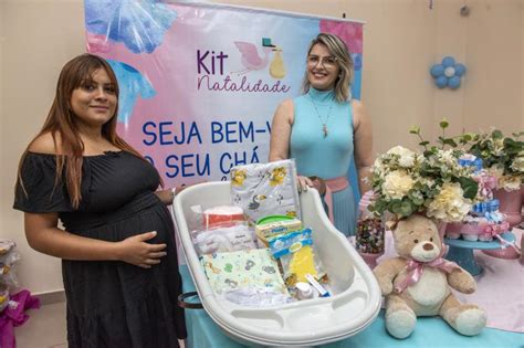 Entrega de kit natalidade para gestantes REDEPARÁ