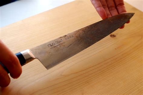 How To Remove Rust On Kitchen Knives Globalkitchen Japan