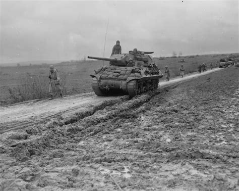 The M10 GMC: The first good American TD | The Sherman Tank Site