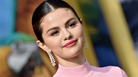 Selena Gomez se torna a mais recente BILIONÁRIA do mundo CinePOP Cinema