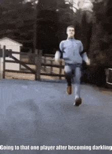 Gif Man Running GIFs | Tenor