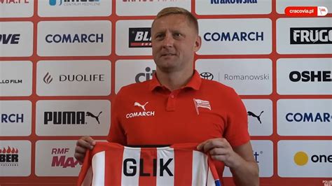 Glik ogłosił datę debiutu w barwach Cracovii Piłka nożna Sport pl