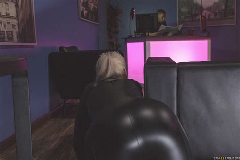 Bridgette B The Butt Plug Burglar Image 094 Porn Pic