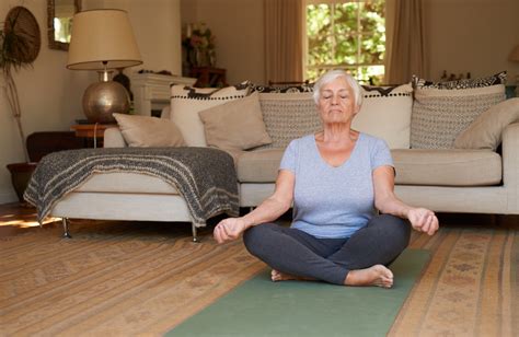 How Mindfulness And Meditation Can Help Those In Dementia Care