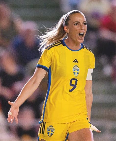 Kosovare Asllani in Swedish no 9 Jersey - Sportsman Biography